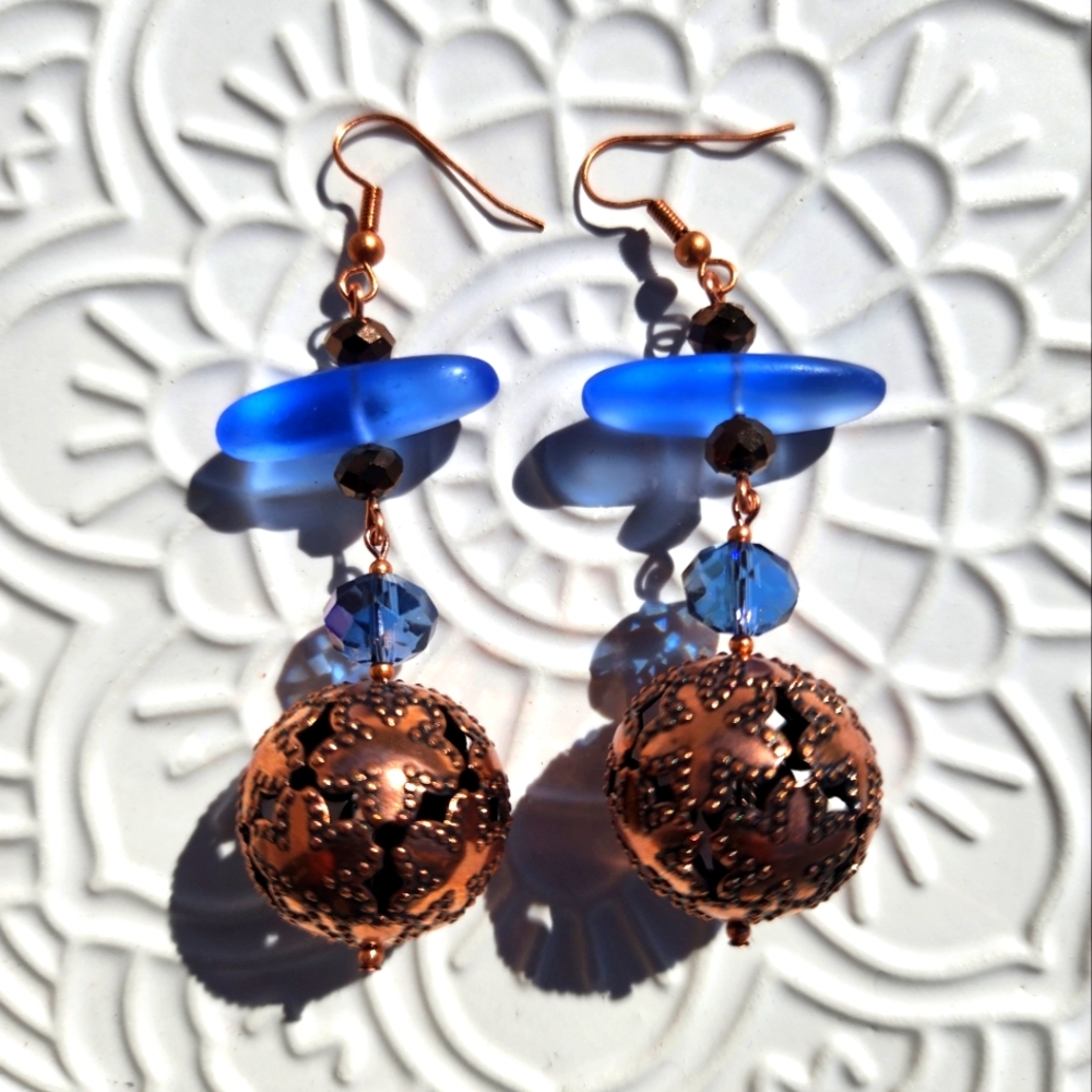 Blue and copper rock and ball earring